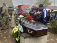 Флавій повернувся з Франції, щоб захищати Україну: На Одещині священик не дозволив відспівати загиблого воїна у храмі (фото)