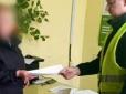 Жительку Ізюма судитимуть через газету 