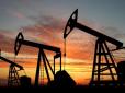 Таки працюють: Постачання російської нафти морем впало до мінімуму завдяки санкціям Трампа, - Bloomberg