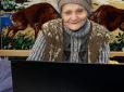 Грати навчив онук: 78-річна геймерка-переселенка з Донеччини розповіла про своє хобі й отримала несподіваний подарунок (фото)